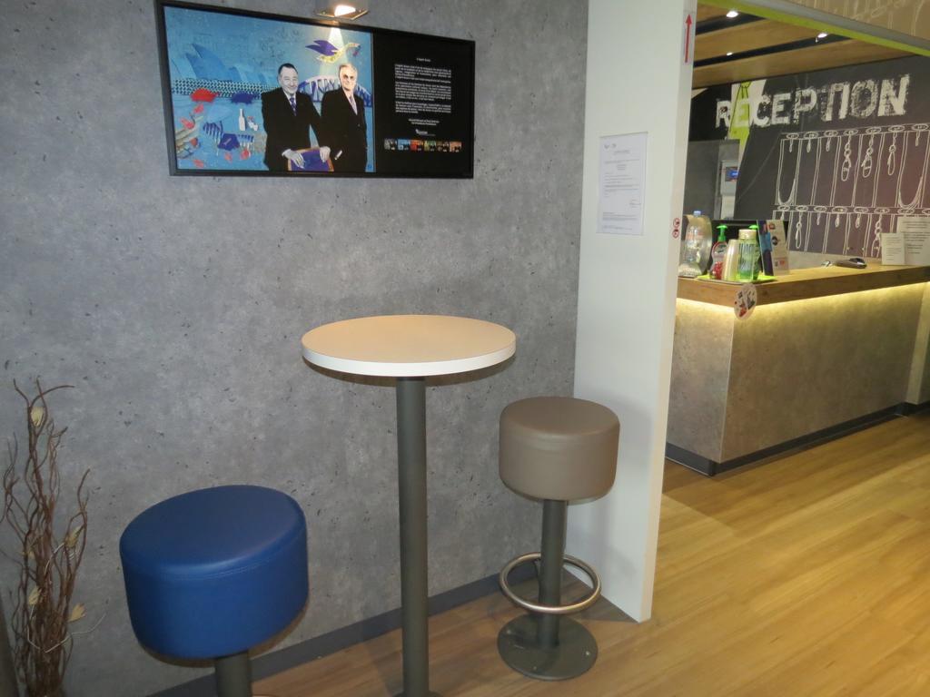 Ibis Budget Ремірмон Екстер'єр фото