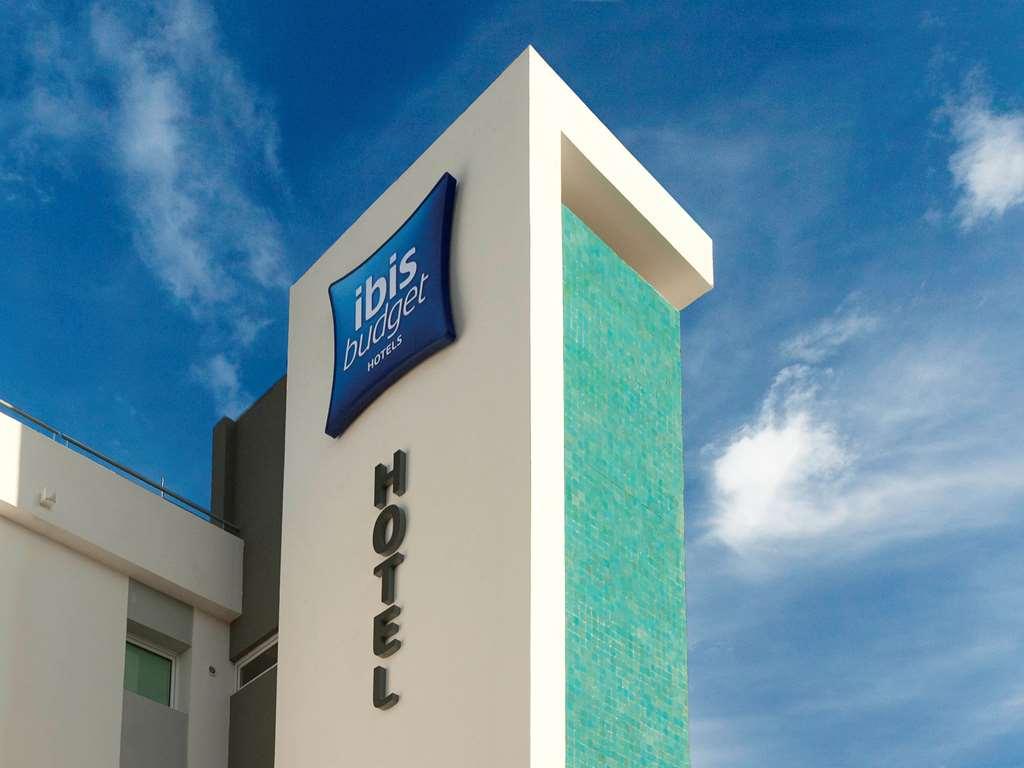 Ibis Budget Ремірмон Екстер'єр фото