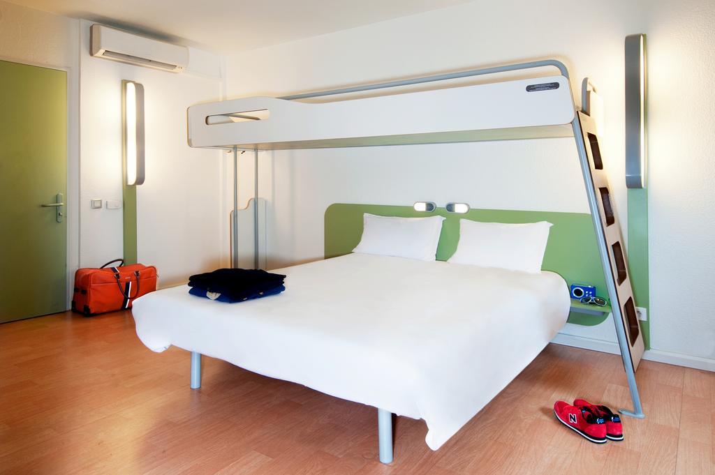 Ibis Budget Ремірмон Екстер'єр фото