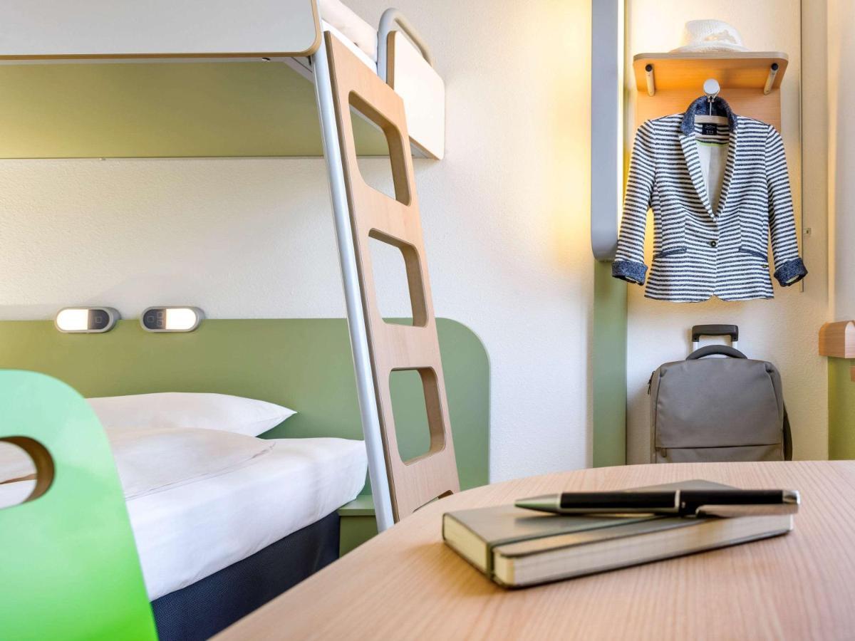 Ibis Budget Ремірмон Екстер'єр фото