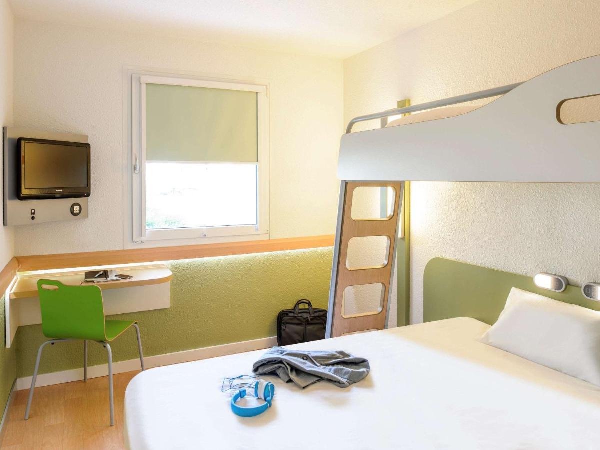 Ibis Budget Ремірмон Екстер'єр фото